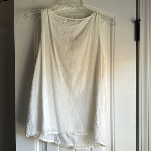 Loft Blouse with Floral Appliqués - Picture 3 of 5